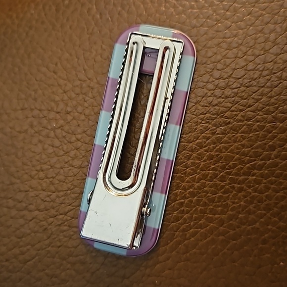 3/$20 Assorted Girl's Jewelry & Accessories - Picture 6 of 10